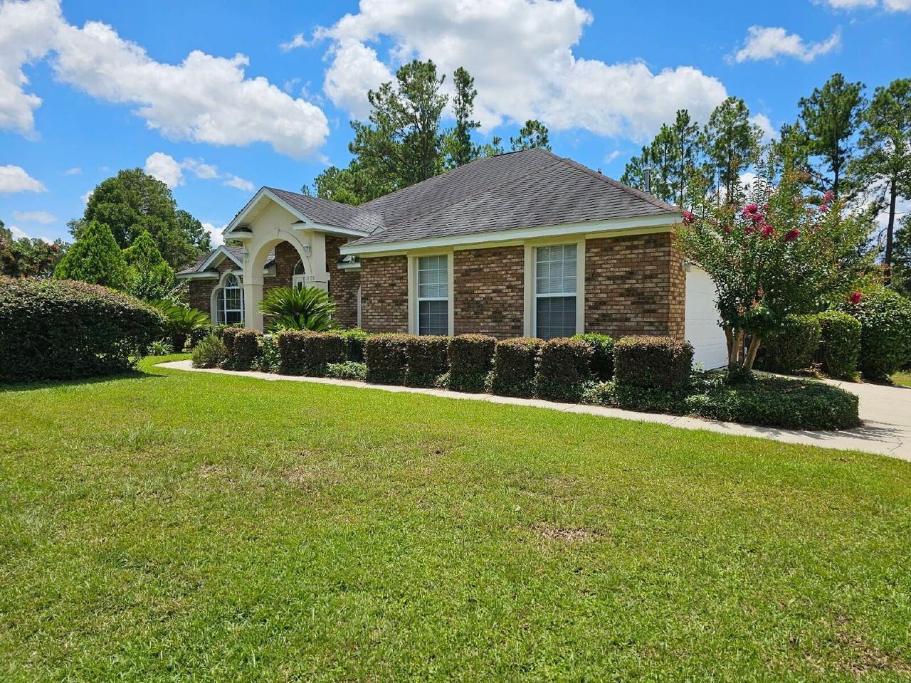 1230 Ronds Pointe Dr E - Photo 3 of 27