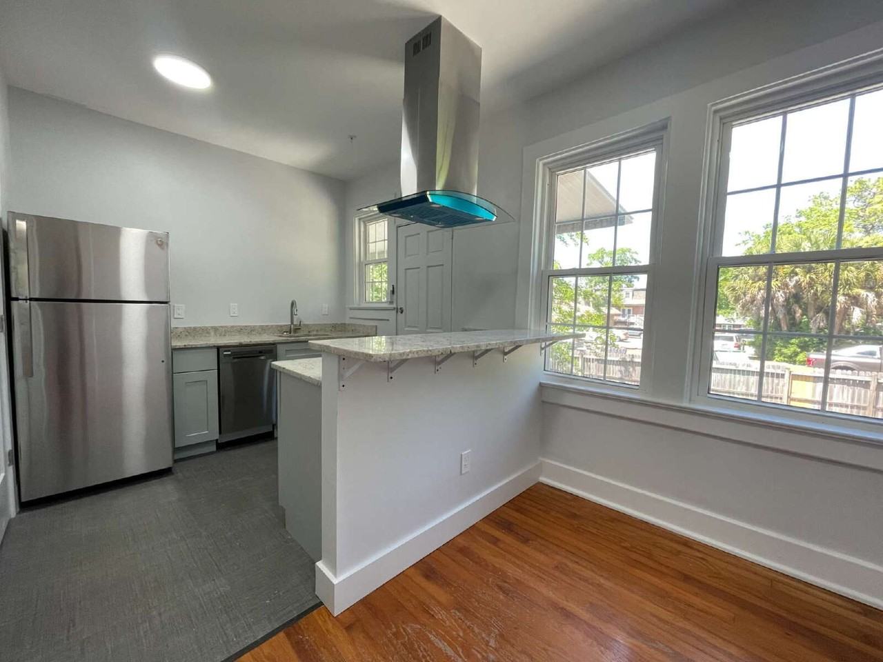 418 E Virginia St Unit D - Photo 5 of 21
