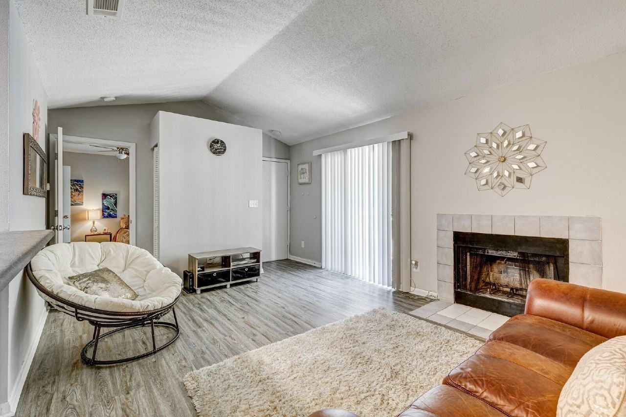 2393 Continental Ave Apt B14 - Photo 7 of 50