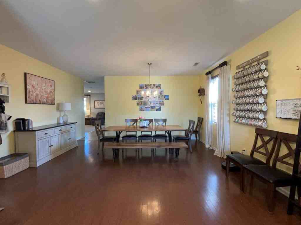 9675 Godwin St - Photo 4 of 23