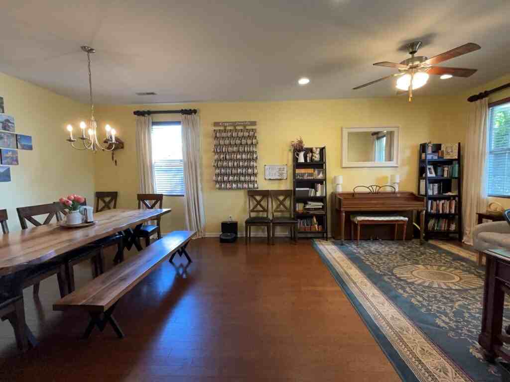 9675 Godwin St - Photo 5 of 23