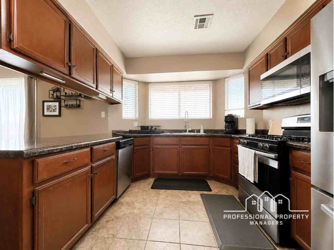 7176 E 26th Pl - Photo 7 of 22