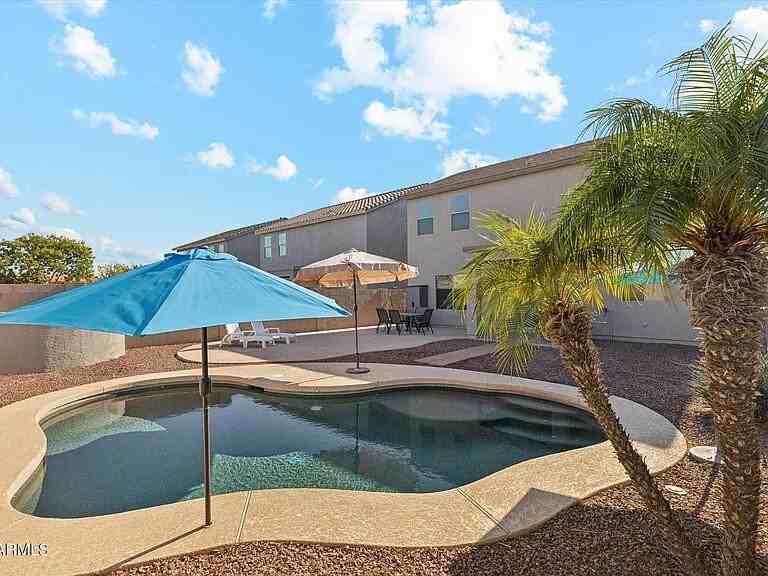 358 E Goldmine Ct - Photo 2 of 2