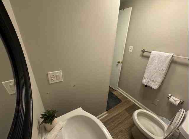 1227 Brookwood Dr - Photo 3 of 33
