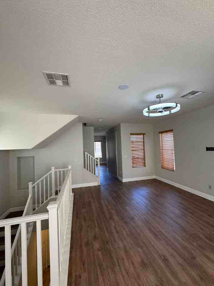 1895 Ardilea St - Photo 4 of 33