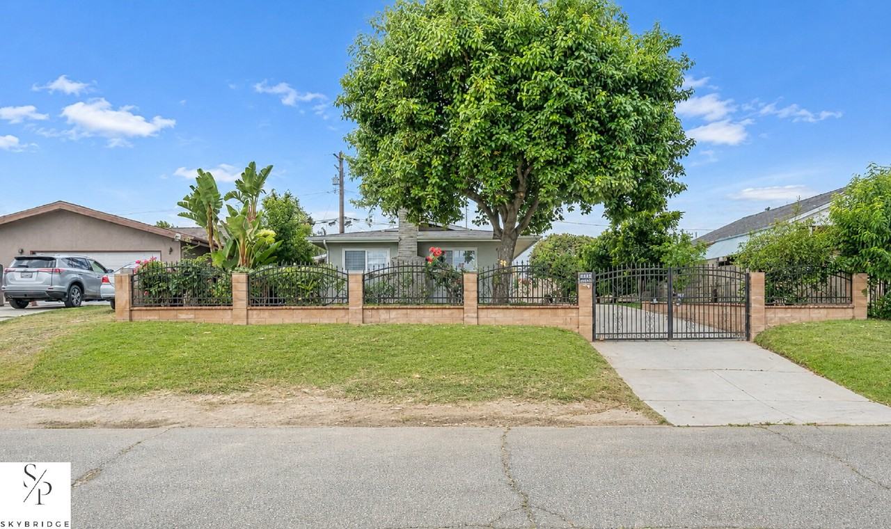 4361 Los Serranos Blvd - Photo 4 of 20