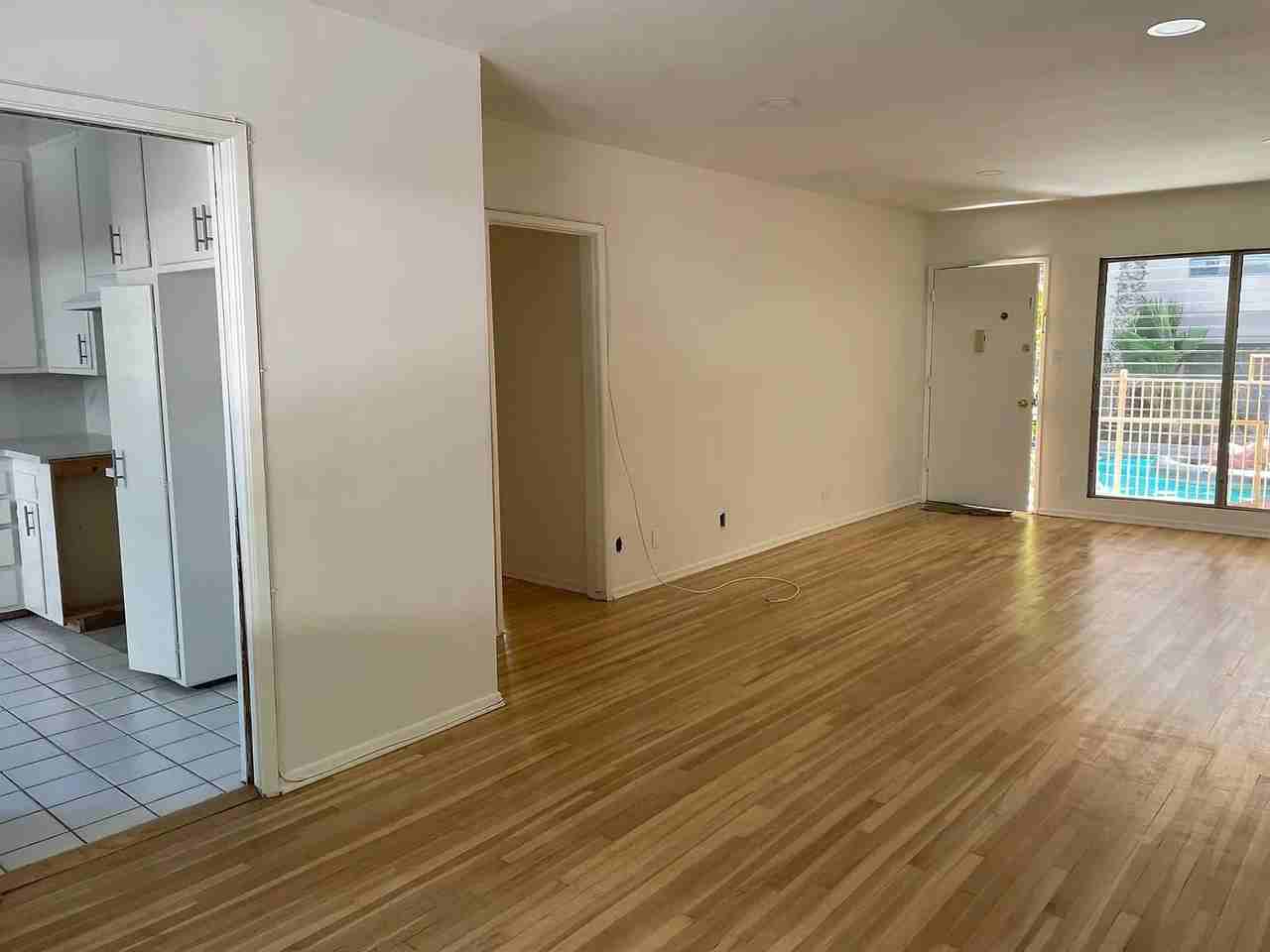 4221 Longridge Ave - Photo 2 of 8