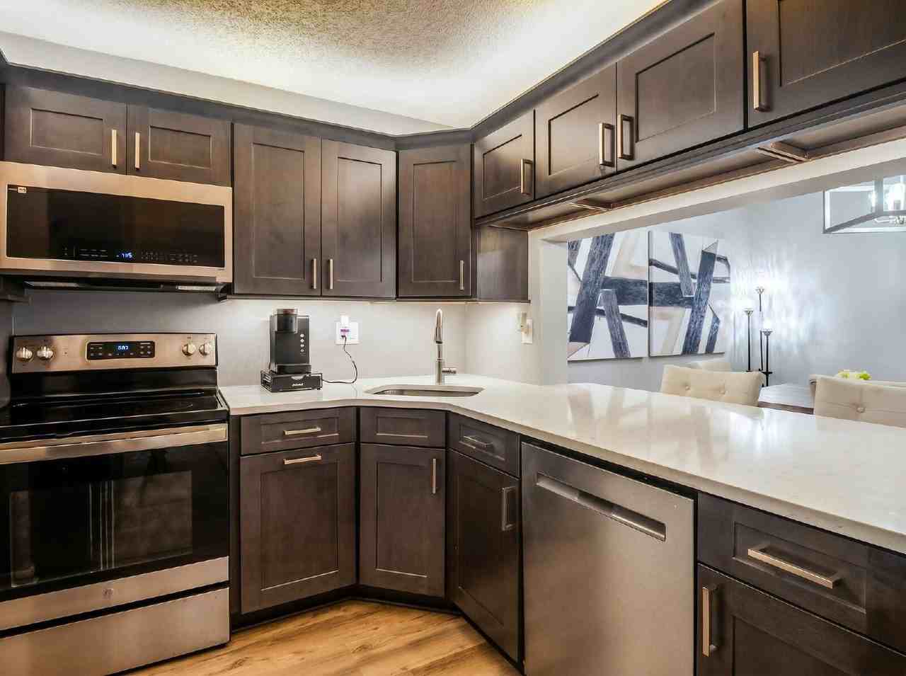 3101 Lake Pine Way - Photo 7 of 25