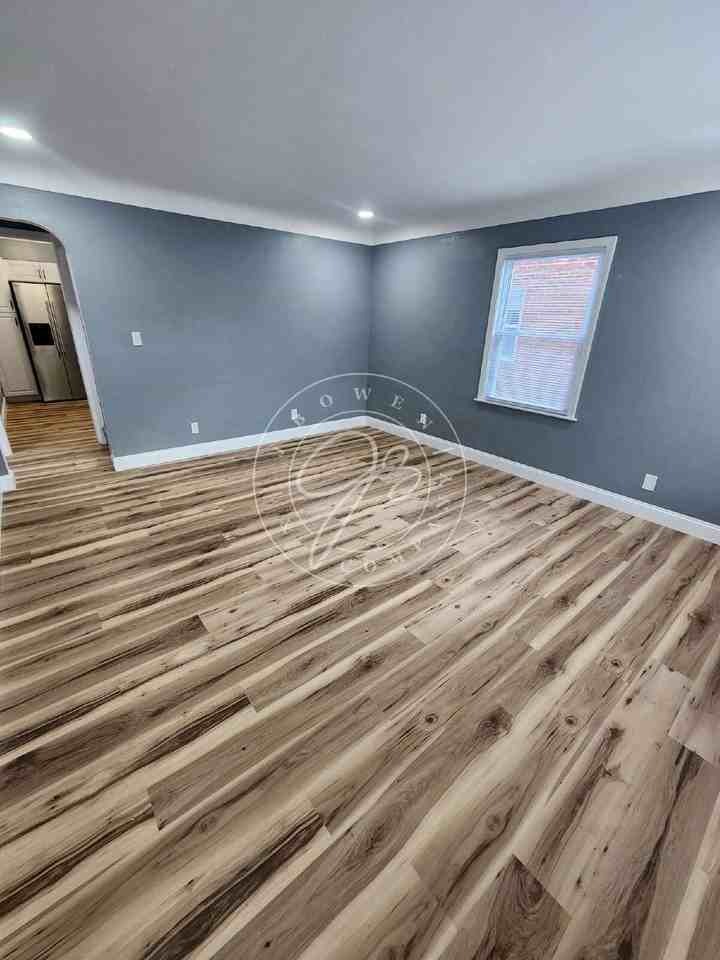 803 Mayfair Blvd - Photo 6 of 32