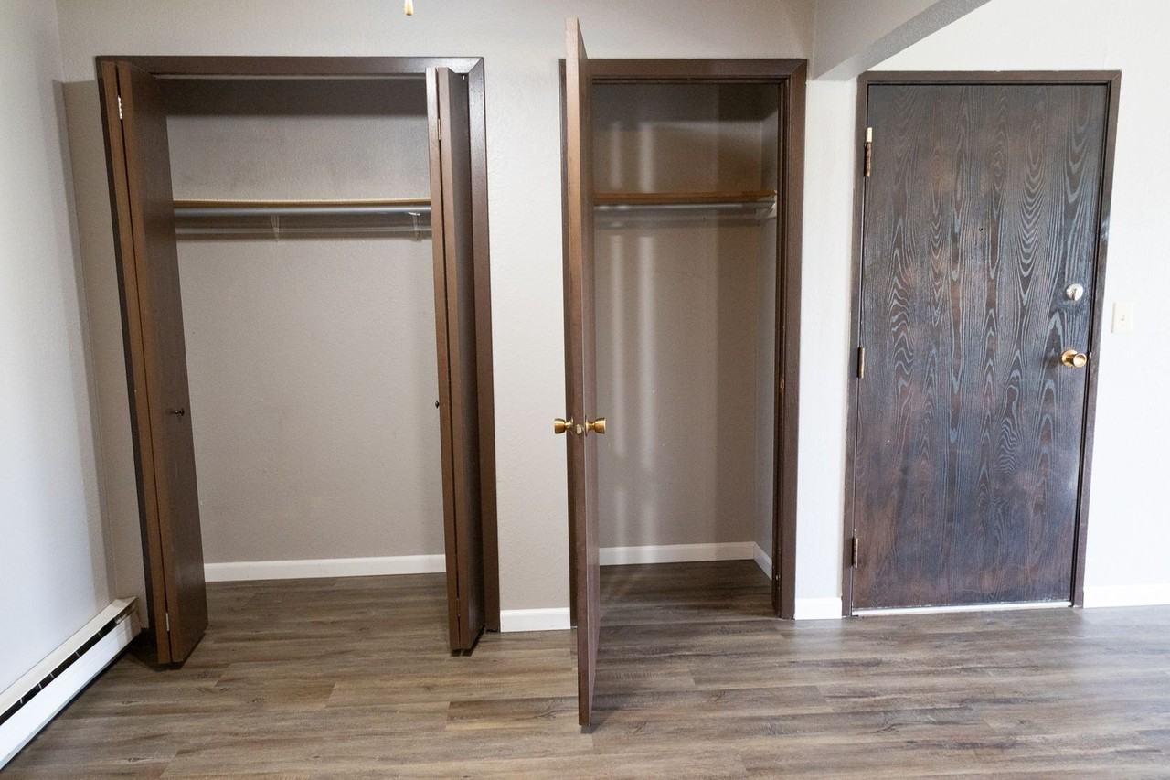 Lakewood Apartments - Photo 5 of 23