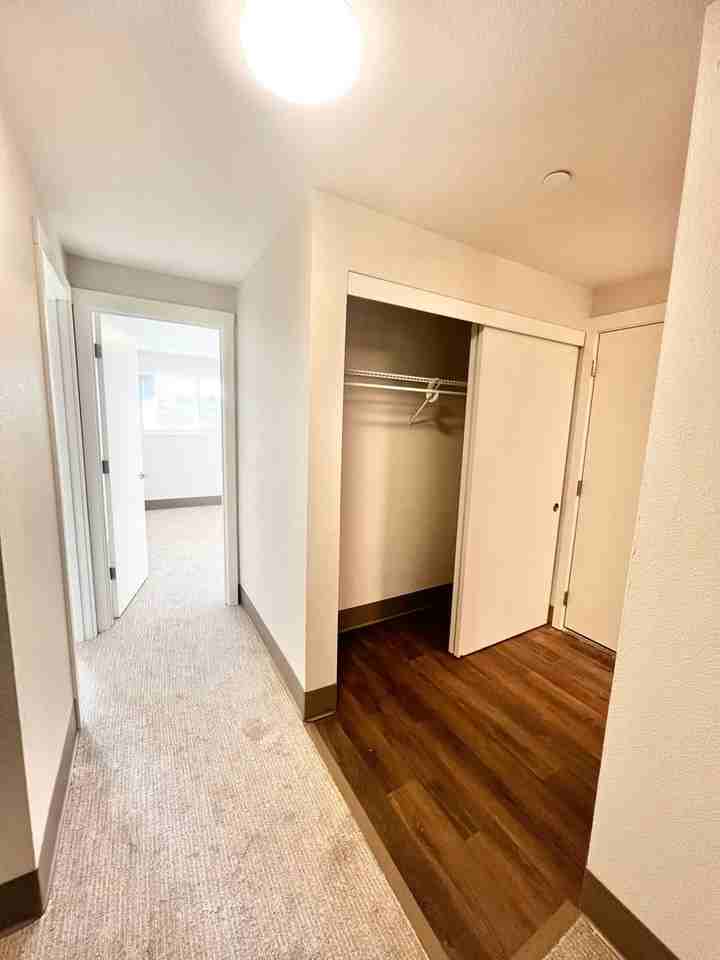 Cougar Creek Apartments - Photo 4 of 17
