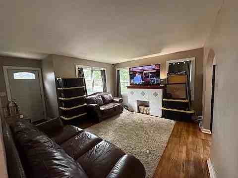 617 Montrose St #NA - Photo 5 of 16