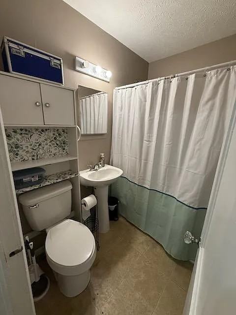 617 Montrose St #NA - Photo 7 of 16