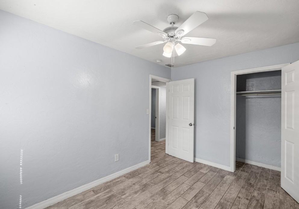 929 Se 9th Pl #NA - Photo 5 of 11