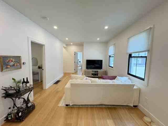 93 Cowper St #1 - Photo 3 of 20