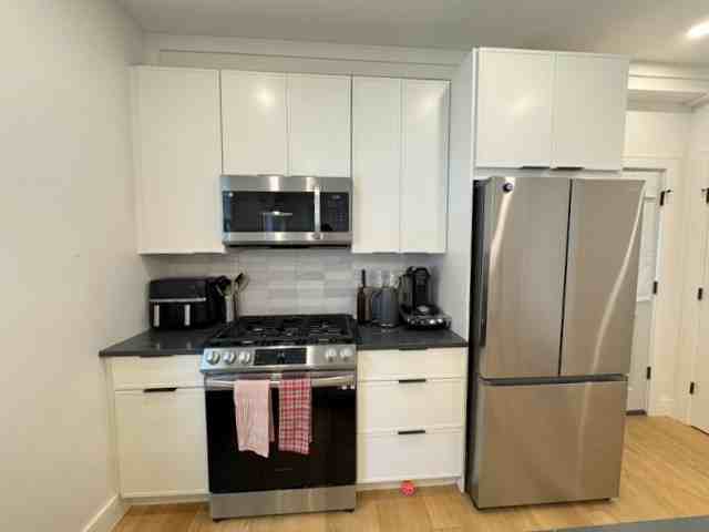 93 Cowper St #1 - Photo 7 of 20