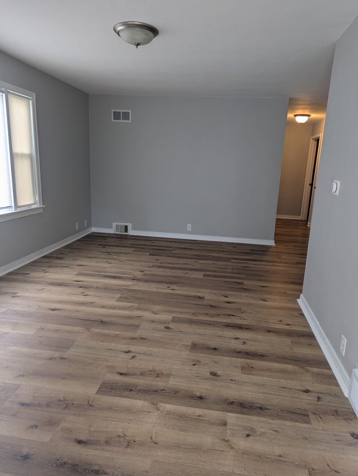 2133 E Lawrence St #NA - Photo 4 of 16