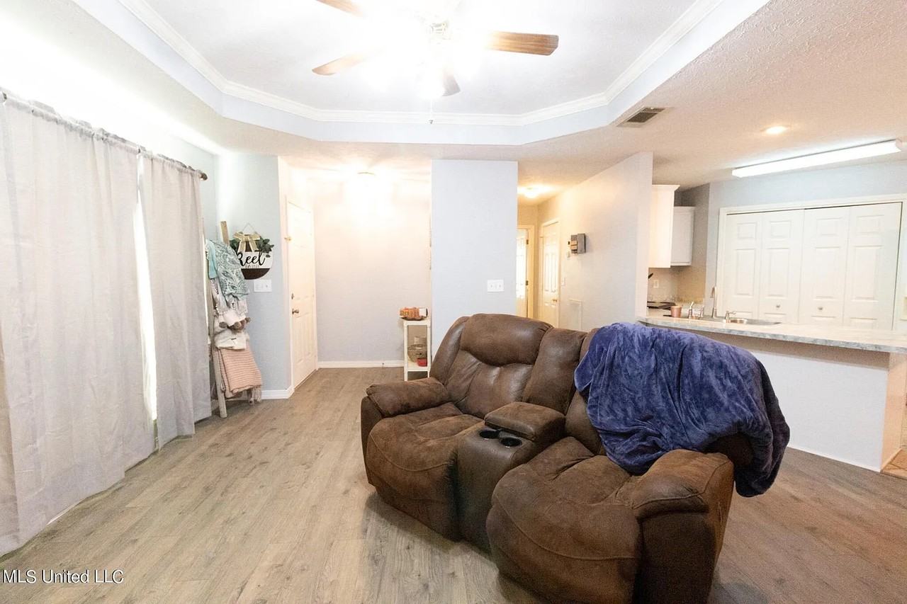 200 Kings Ridge Cv #NA - Photo 2 of 18