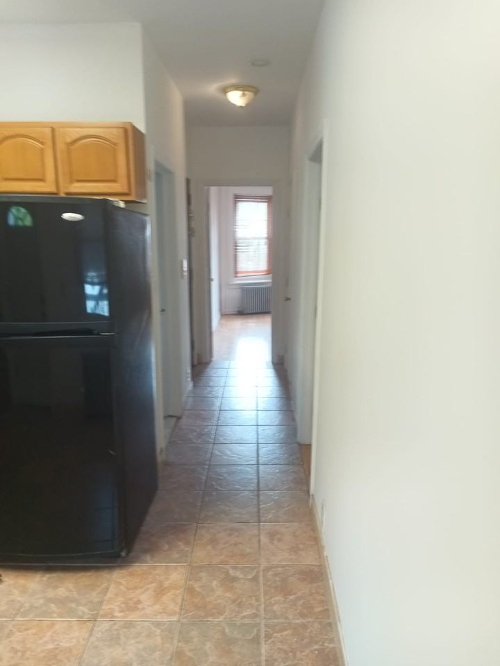 125 Sylvan Ave #1 - Photo 4 of 9
