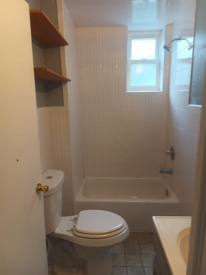 125 Sylvan Ave #1 - Photo 7 of 9