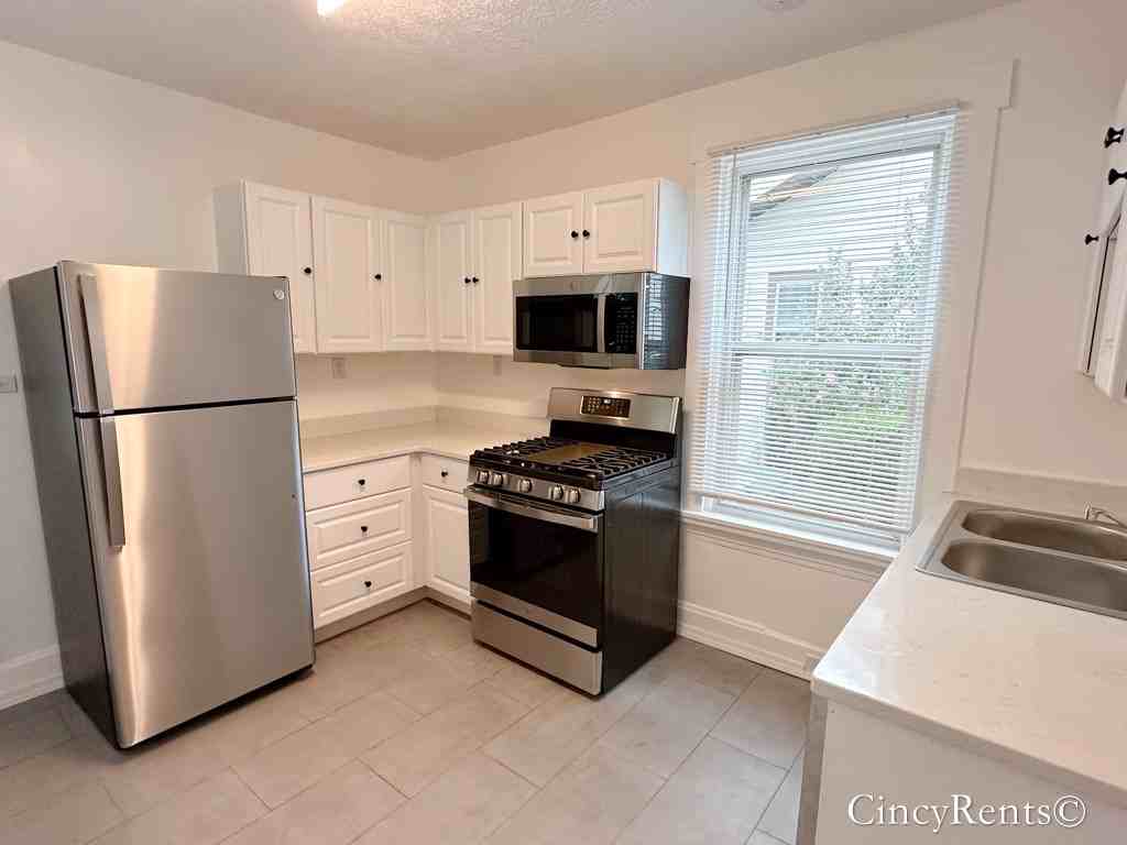 3715 Woodland Ave #NA - Photo 7 of 22