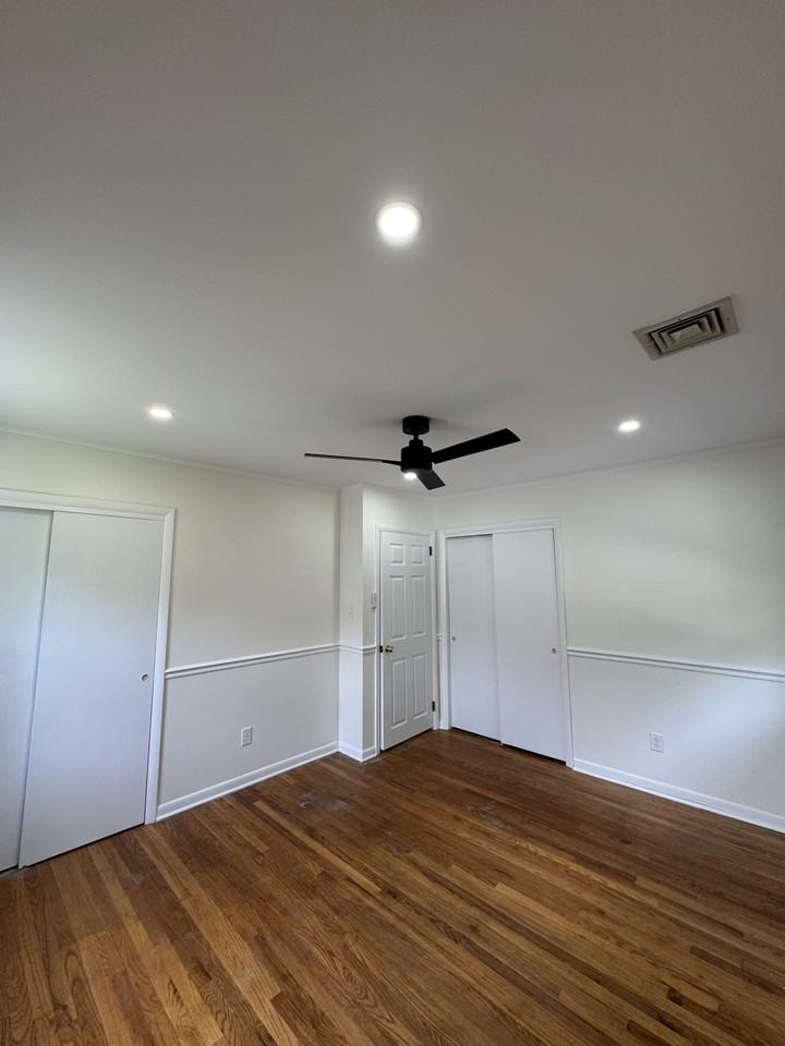 2817 E Oakland Dr #NA - Photo 7 of 19