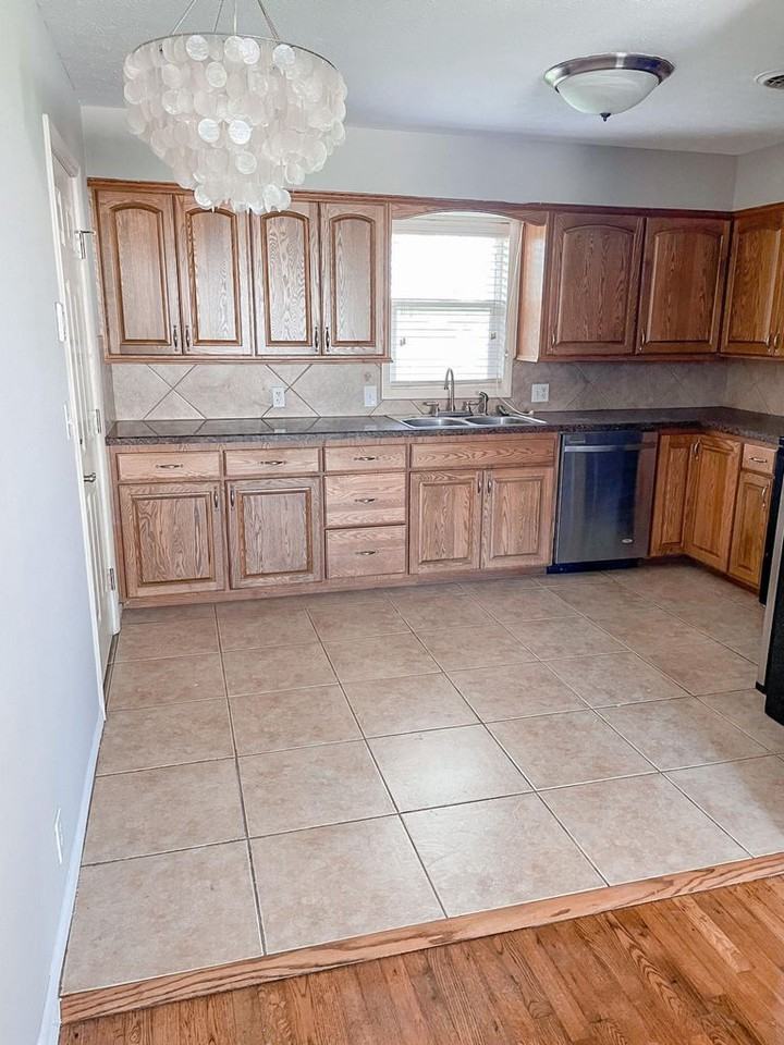 108 N Prospect St #NA - Photo 2 of 9