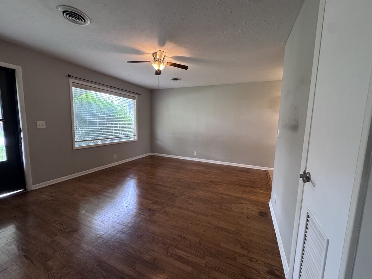 108 N Prospect St #NA - Photo 5 of 9