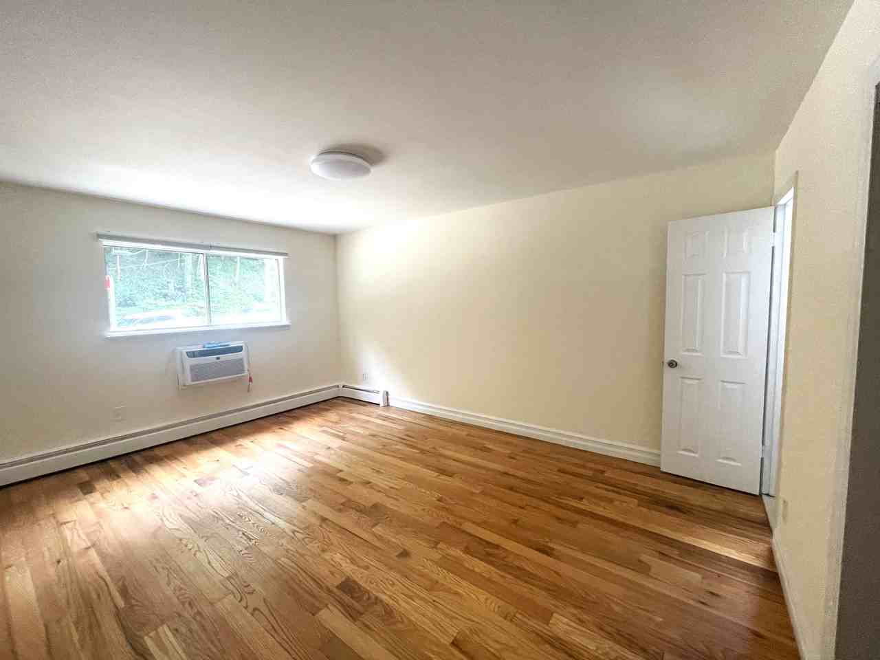2744 Johnson Ave #3 - Photo 4 of 15