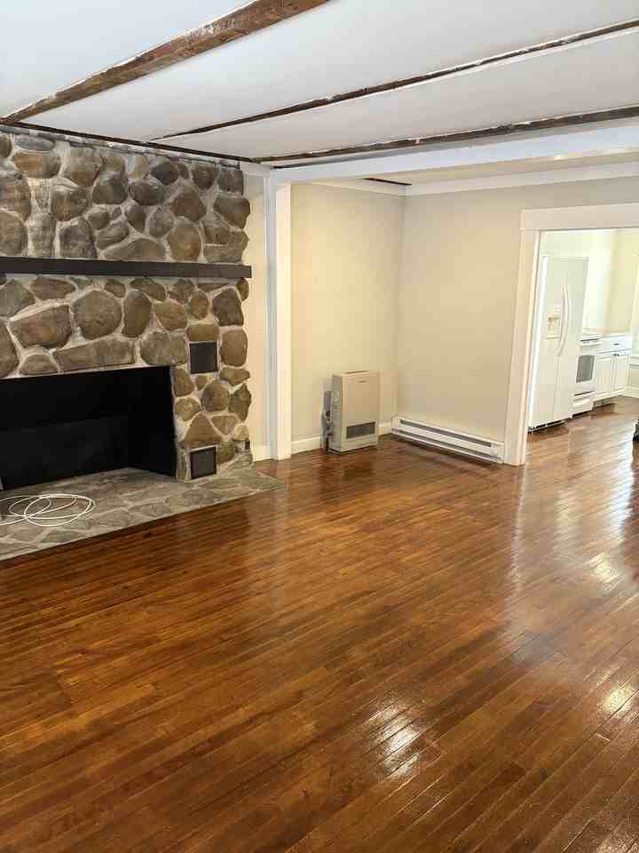 868 Main St #1 - Photo 2 of 11
