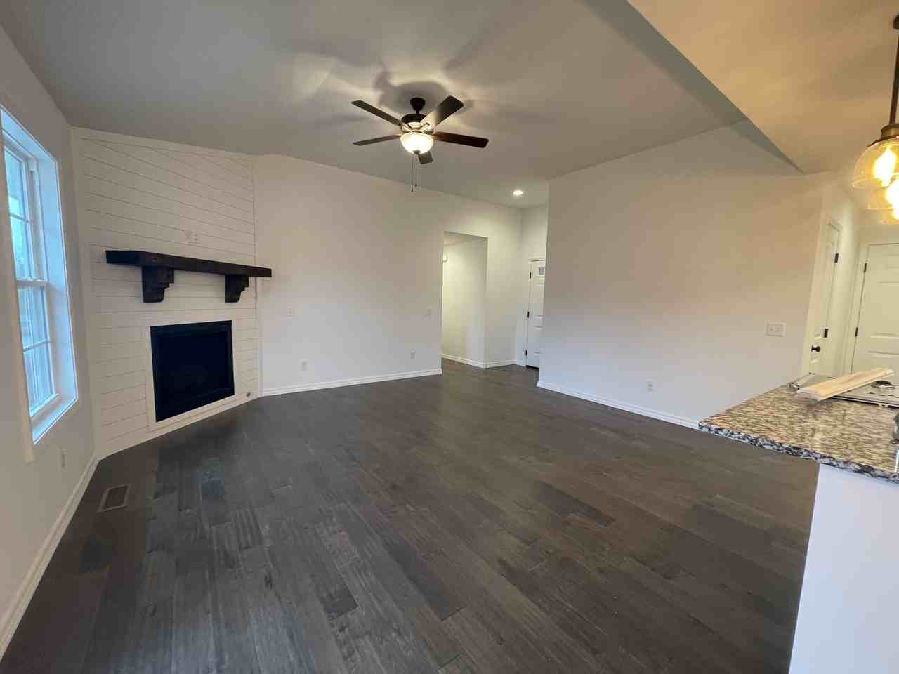 1015 S Meteor Ave #NA - Photo 4 of 12