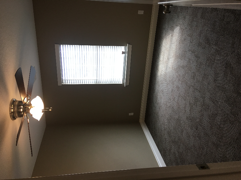 2205 S Main St - Photo 4 of 12