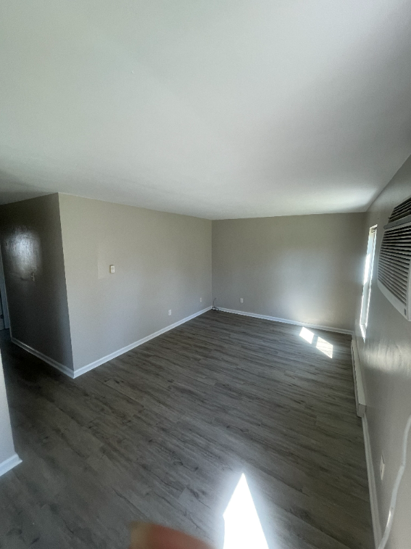 1012 E Chester St #B - Photo 6 of 8