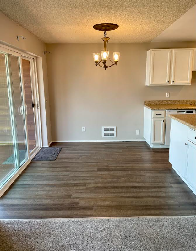 307 Perry Ave N - Photo 4 of 10