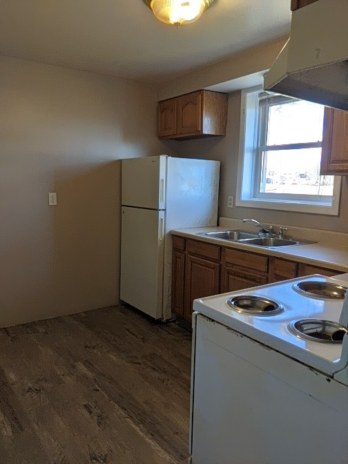 23 Mechanic St - Photo 7 of 25