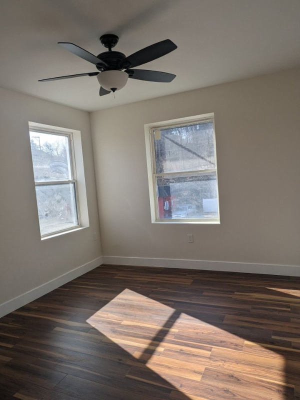 518 N State St #5 - Photo 7 of 13