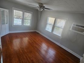 442 30th Ave N #9 - Photo 1 of 1