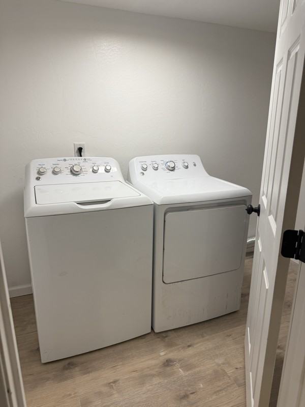 908 Texas Ave #B - Photo 7 of 11