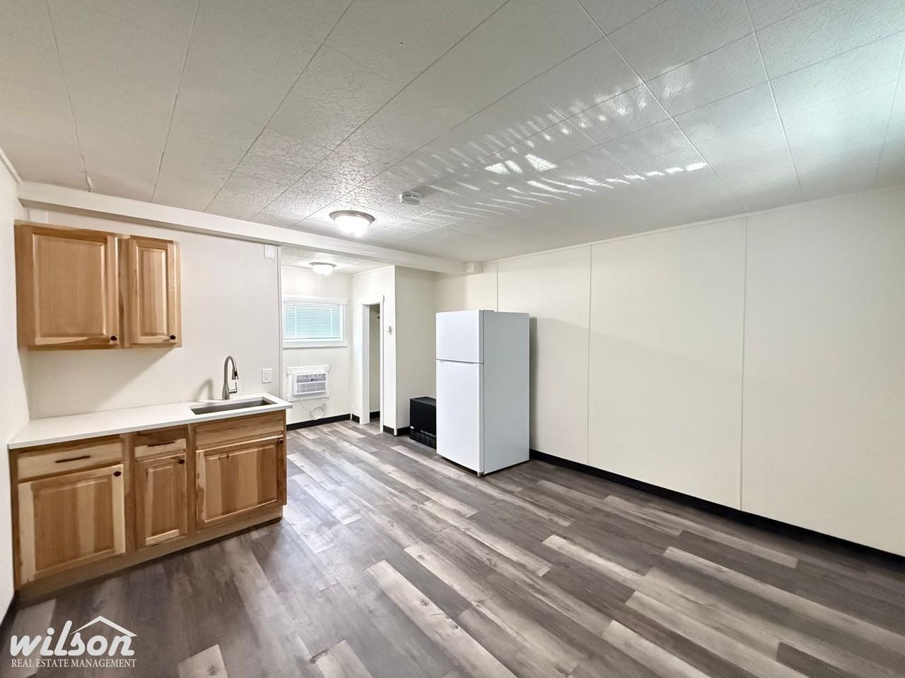 Pioneer Apartments - Photo 3 of 8