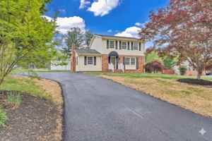 featured image of 197 Apple Tree Rd