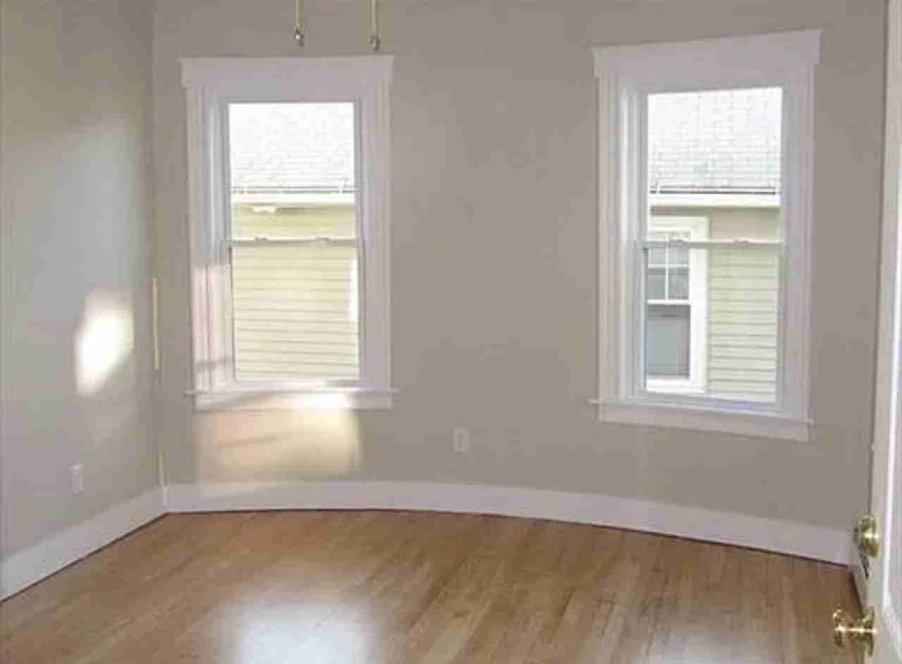 28 King Philip Rd #2 - Photo 4 of 4