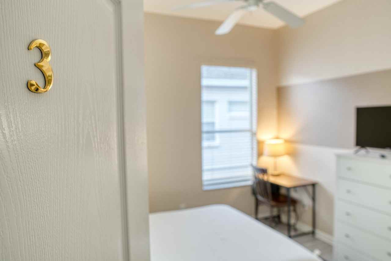 305 Prestwick Dr - Photo 6 of 9