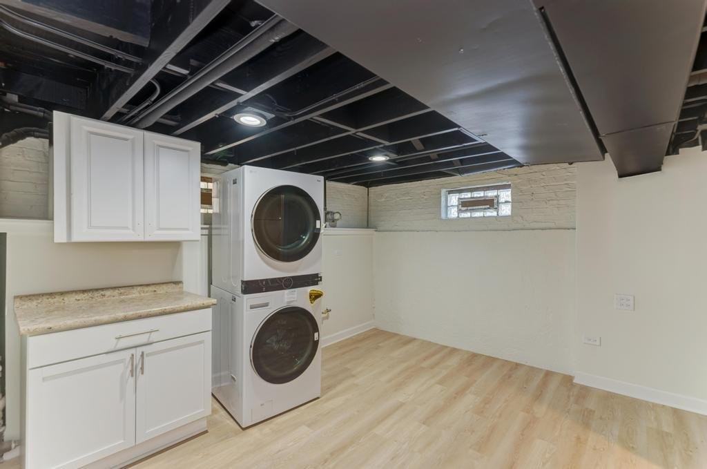 6218 W Foster Ave - Photo 5 of 9