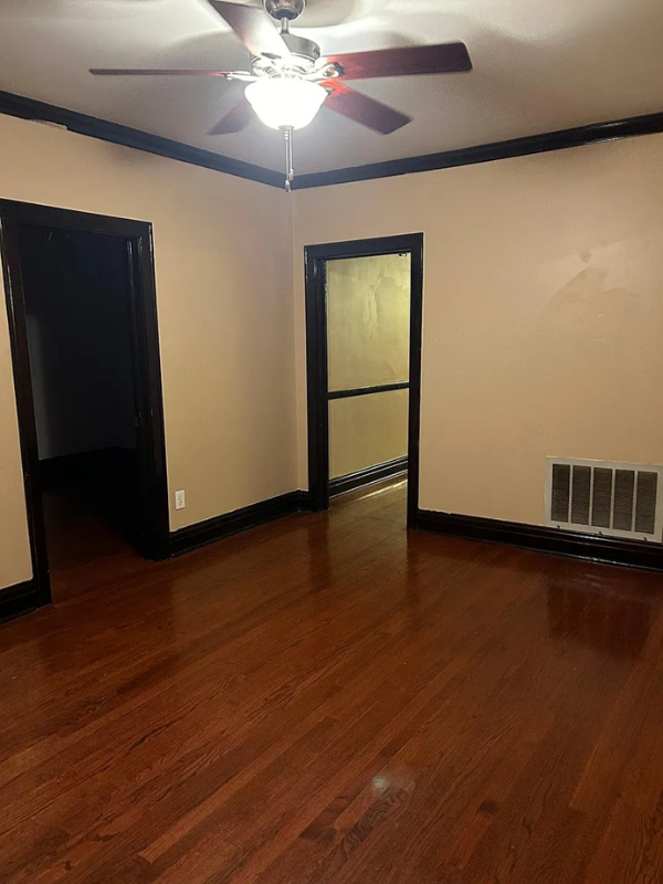 4505 S Saint Louis Ave #2 - Photo 4 of 18
