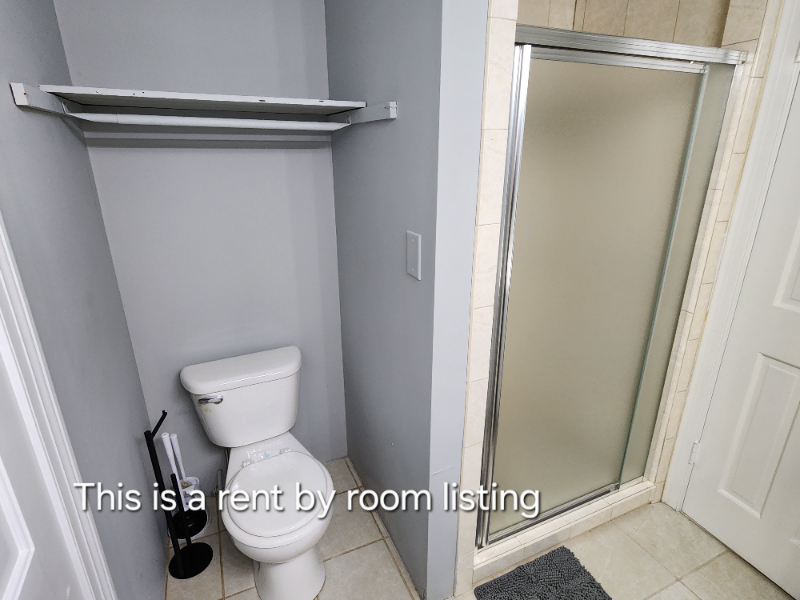 558 Avent St - Photo 7 of 15
