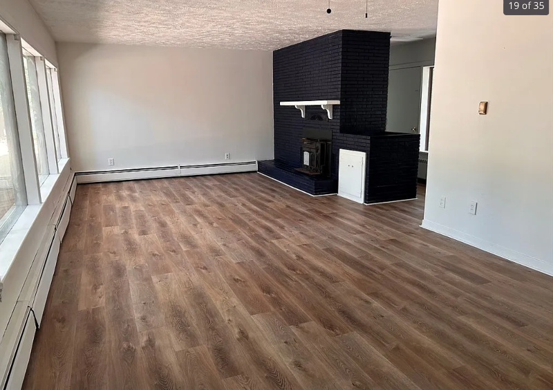 11532 Elmwood Ln - Photo 2 of 9