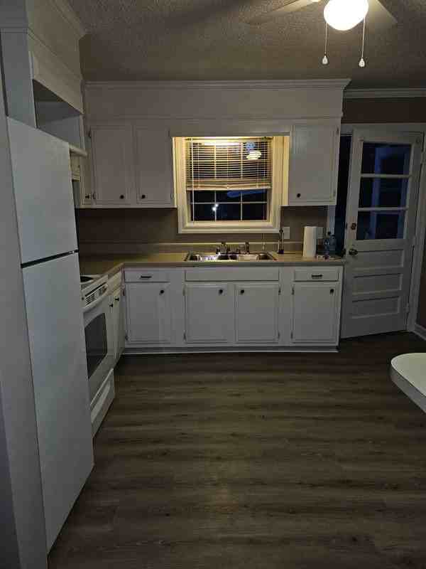 118B Fisher Dr - Photo 2 of 9