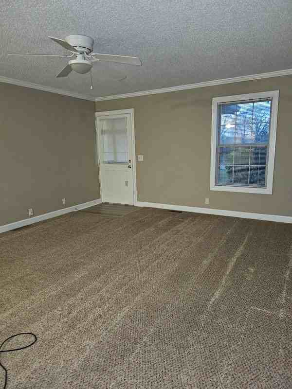 118B Fisher Dr - Photo 4 of 9