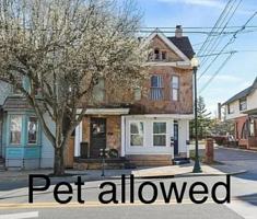 featured image of 531 W King St #D