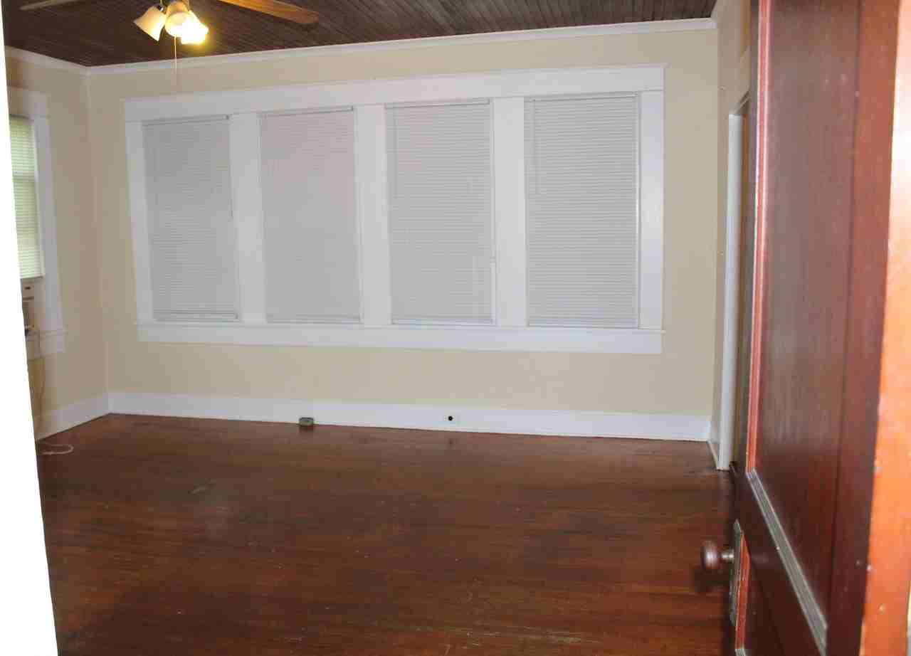 420 N Green St - Photo 7 of 14